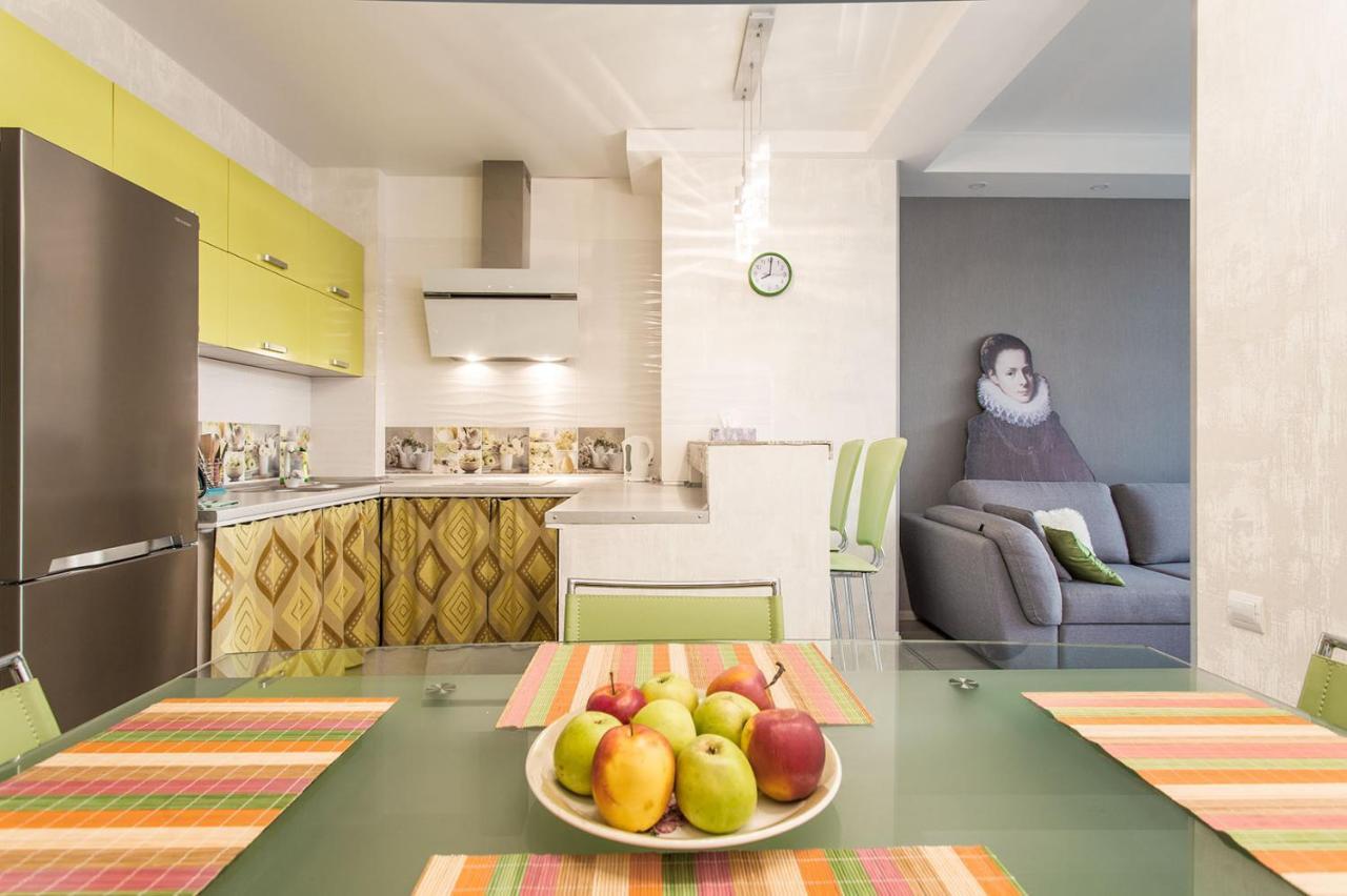 Gagarin Plaza Apartment 70 Square Metres On 12Th Floor Odessa Ngoại thất bức ảnh