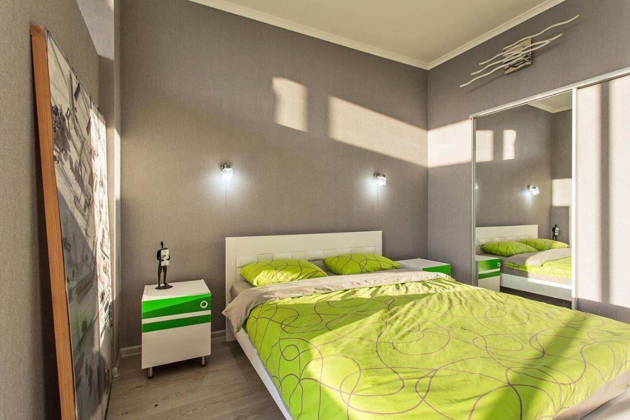 Gagarin Plaza Apartment 70 Square Metres On 12Th Floor Odessa Ngoại thất bức ảnh